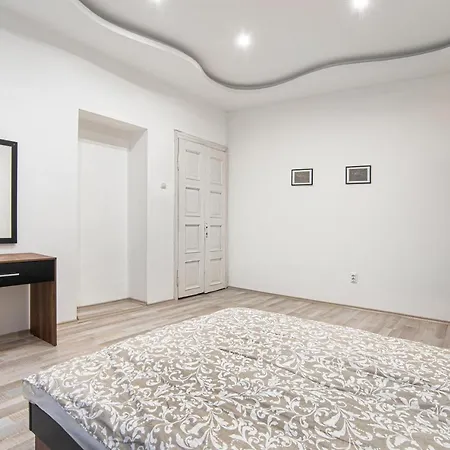 Bilyana'S Top Central Apartment