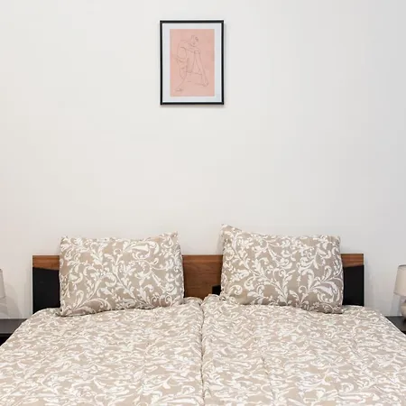 Bilyana'S Top Central Apartment София