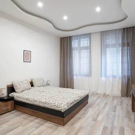 Bilyana'S Top Central Apartment Апартамент *